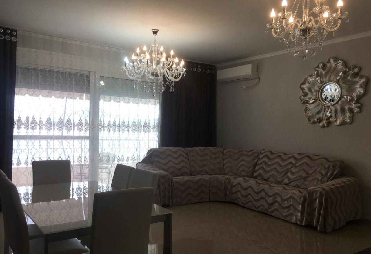 Royal Queen And King Luxury Apartamento Sarandë